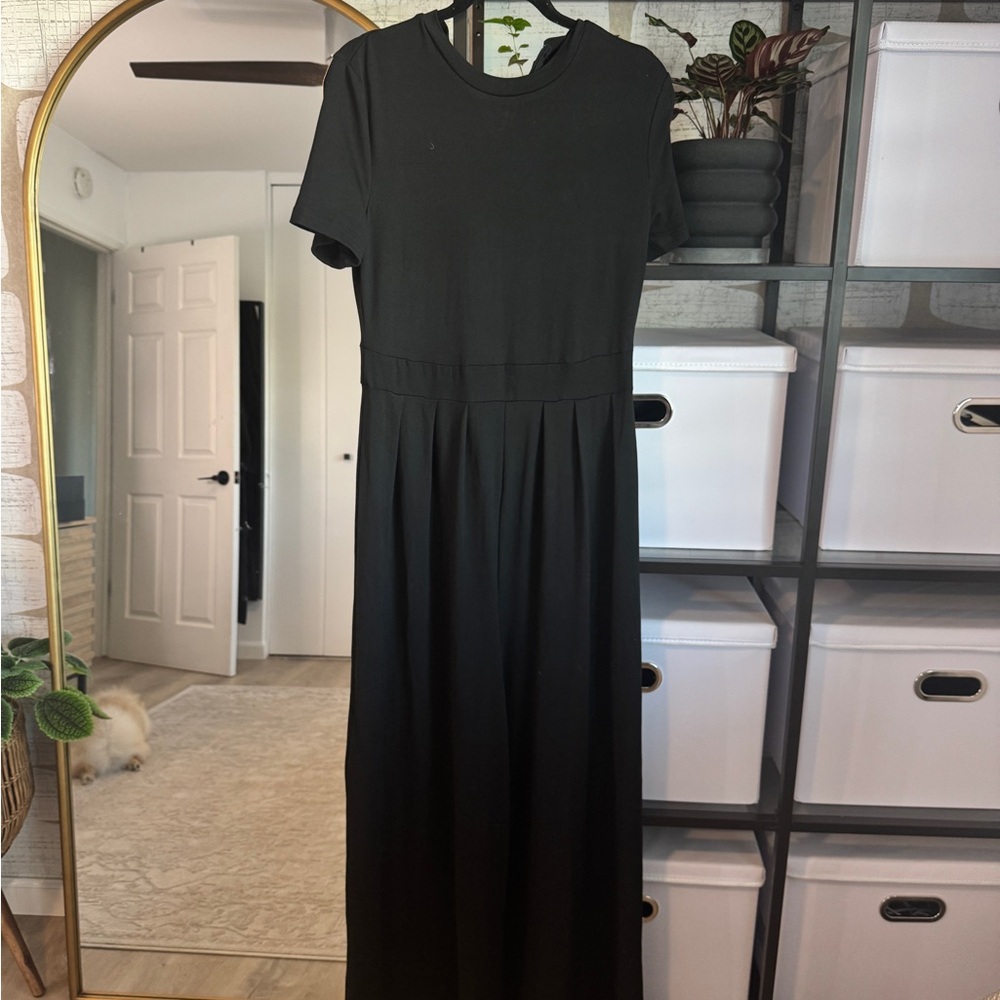 Elegant Black Women's jumpsuit